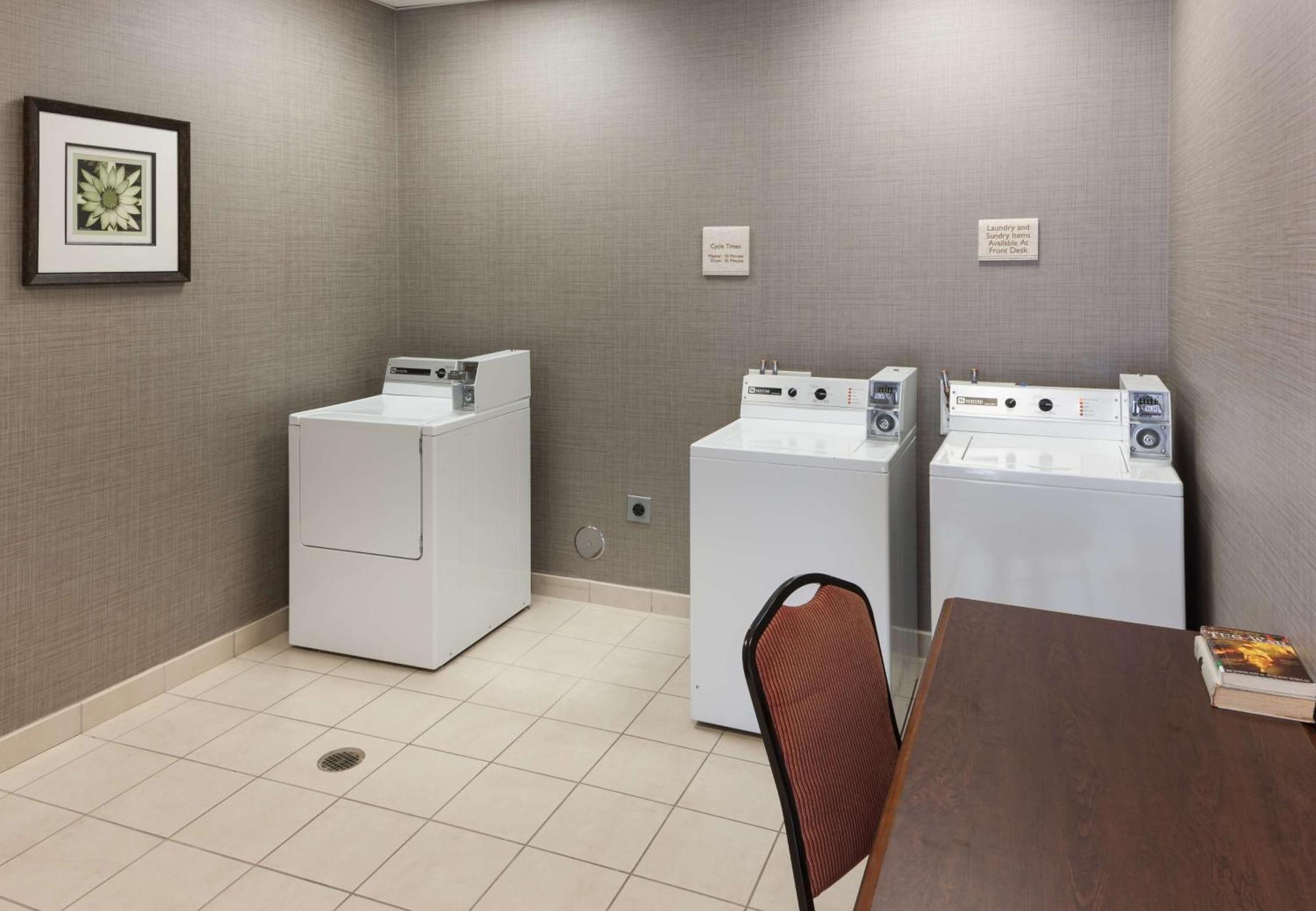Hilton Garden Inn Tucson Airport Exterior photo