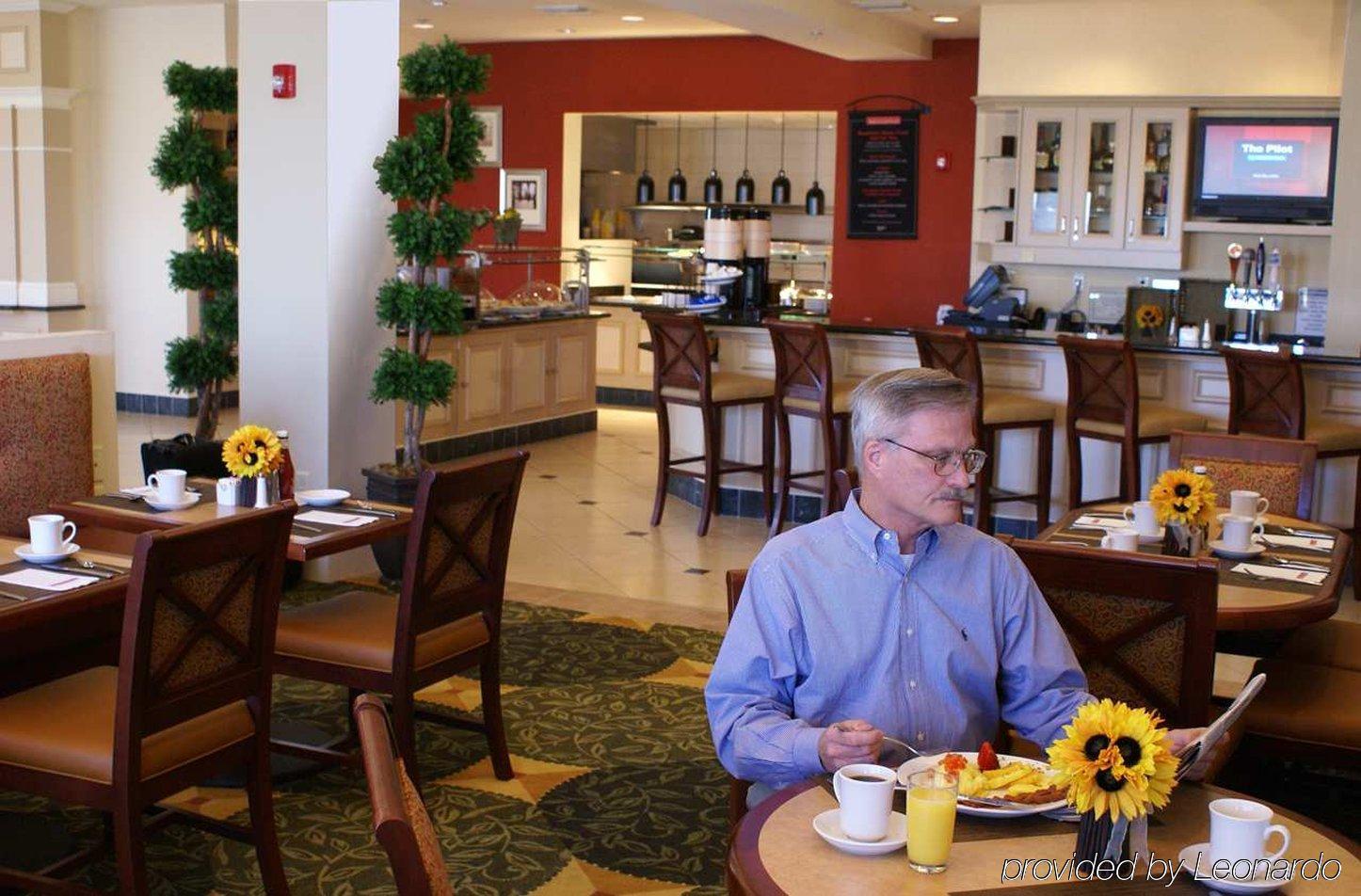 Hilton Garden Inn Tucson Airport Restaurant photo