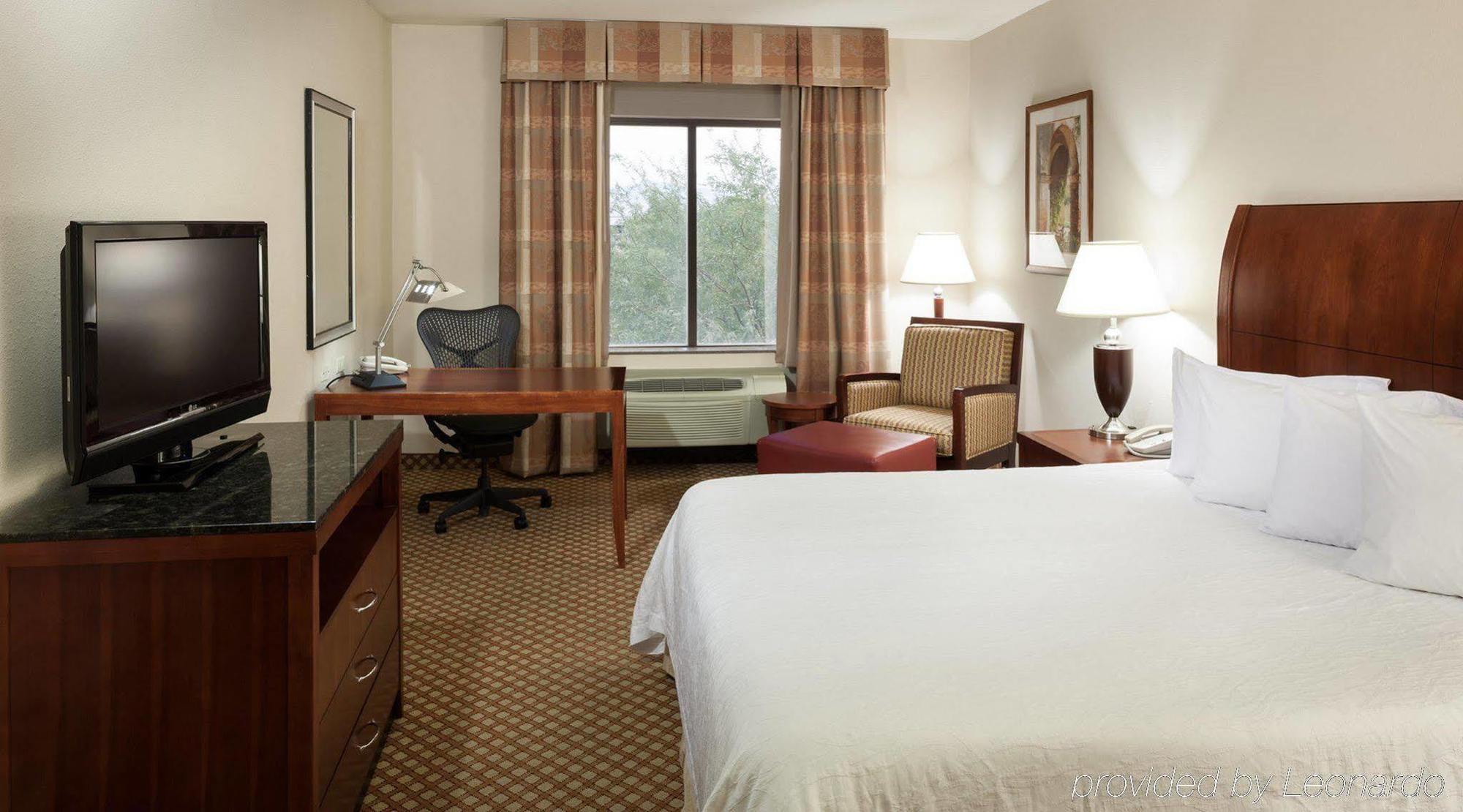Hilton Garden Inn Tucson Airport Exterior photo